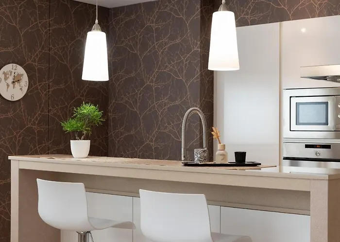 Elegante Centrico 比戈